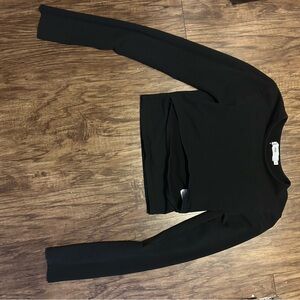 Adika Black Long Sleeve Crop Top